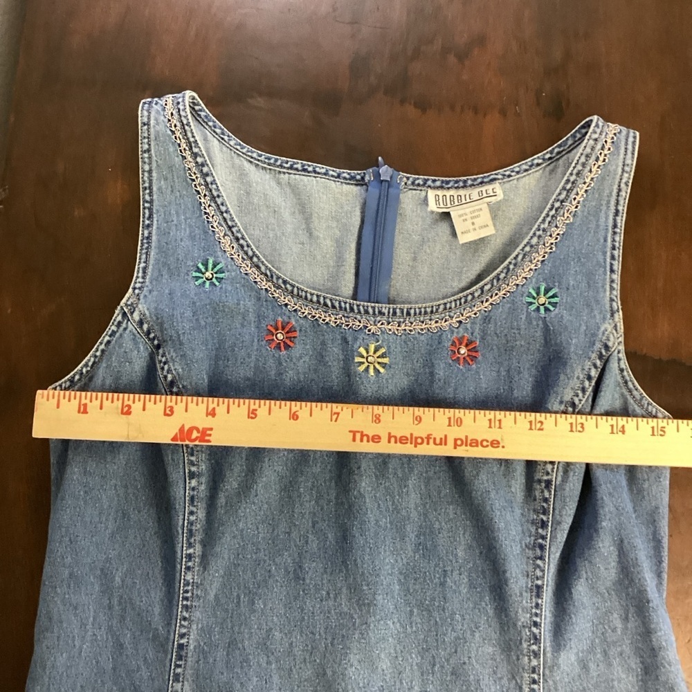 Robbie Bee Blue Denim Sleeveless Midi Dress with Embroidered Accents Sz 8 - Picture 8 of 13